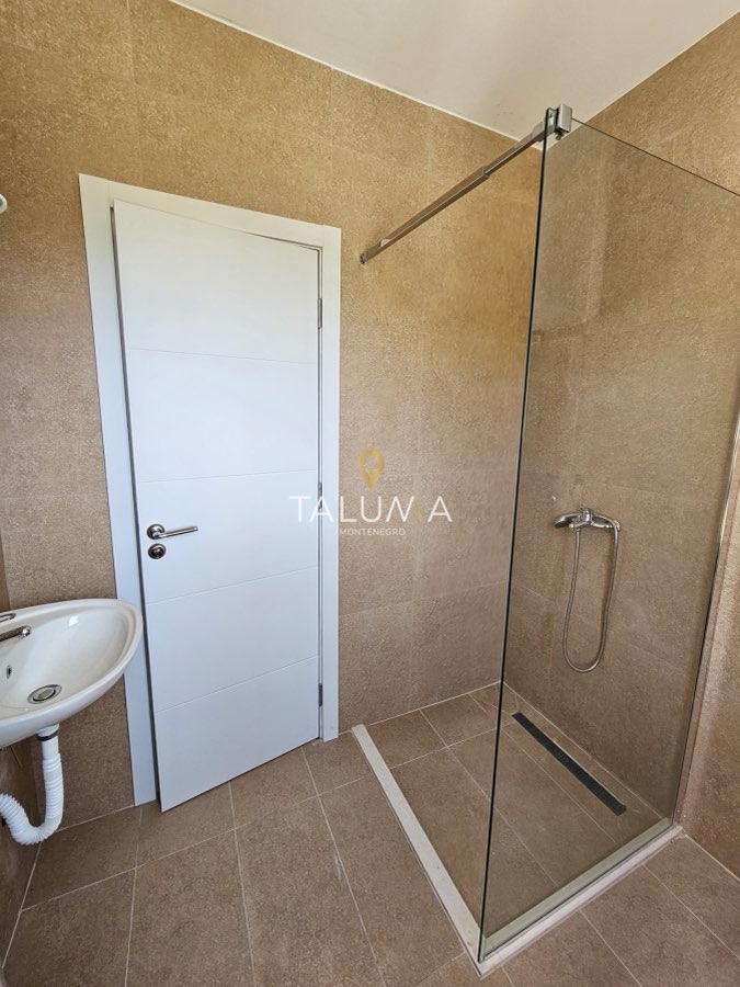 Dvosoban stan, 64 m², Tološi, Podgorica – fotografija 5