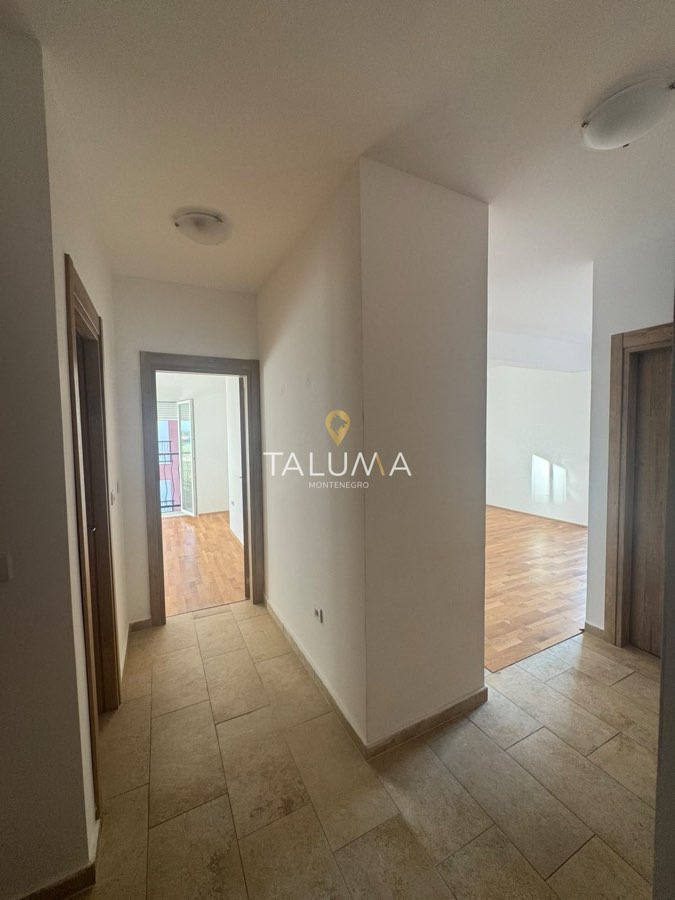 Dvosoban stan, 62 m², Stari Aerodrom, Podgorica – fotografija 3