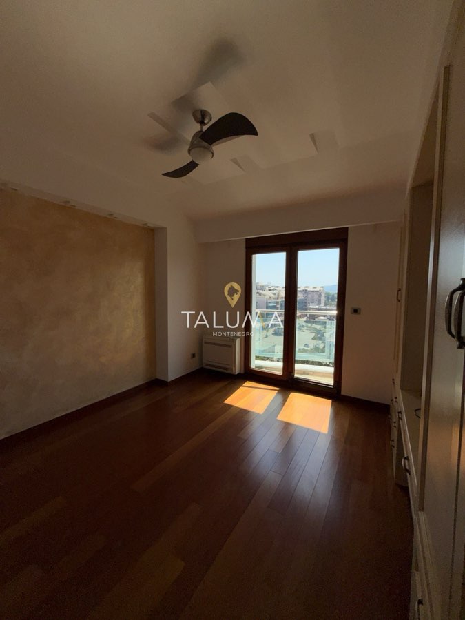 Trosoban stan, 138 m², Preko Morače, Podgorica – fotografija 5