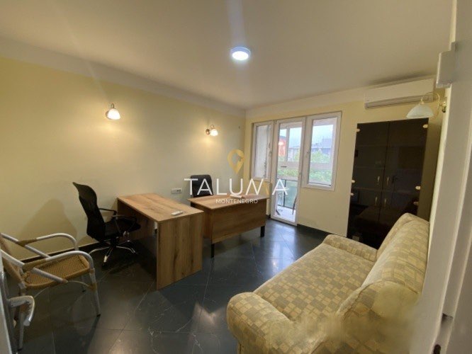 Poslovni prostor, 40 m², Podgorica, centar – fotografija 2