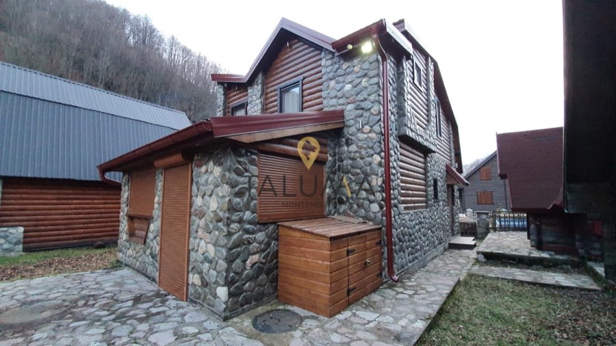 Kuća, 140 m², Rajsko selo, Kolašin