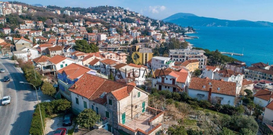 Kuća, 318 m², Herceg Novi, centar – fotografija 3