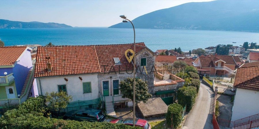 Kuća, 318 m², Herceg Novi, centar – fotografija 4