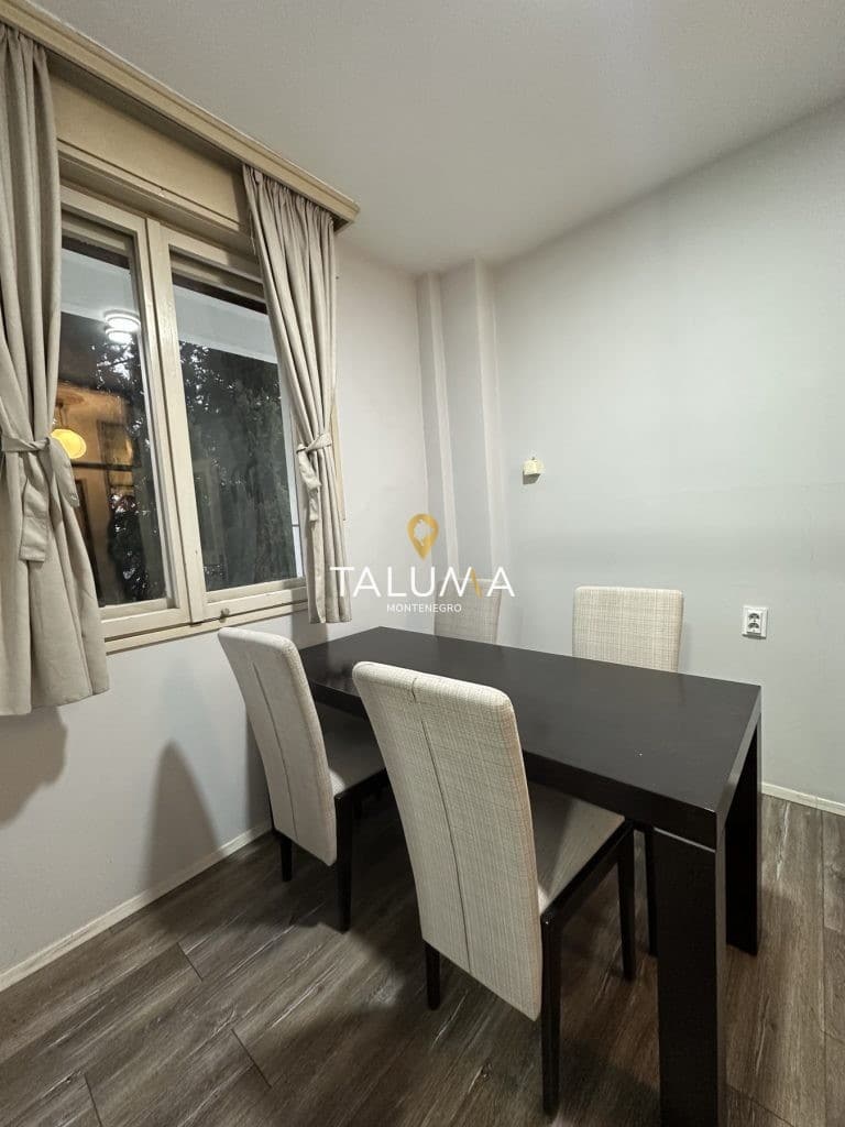 Izdavanje, poslovni, Preko Morače