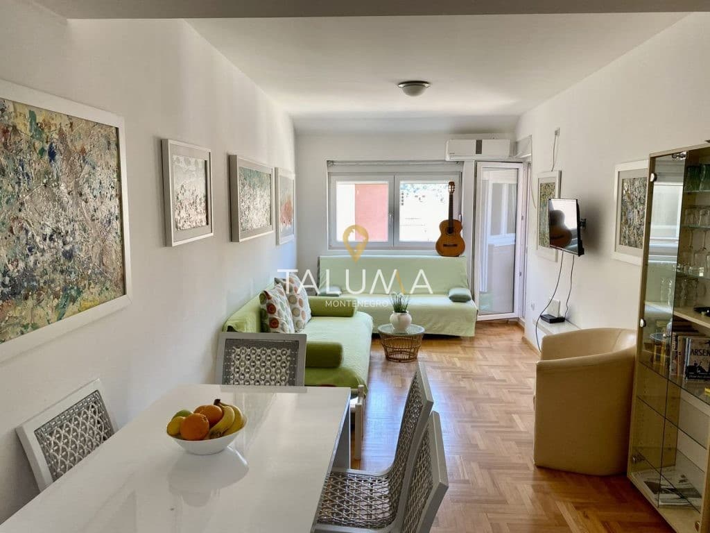 prodaja jednosoban Budva