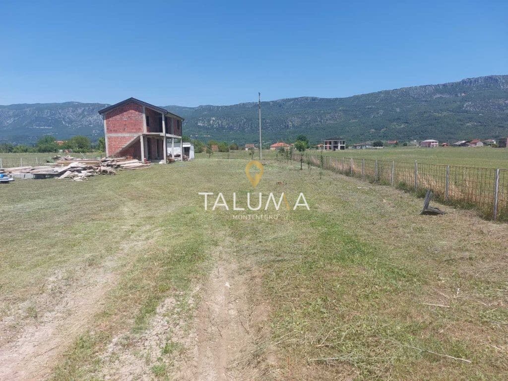 prodaja plac Pričelje