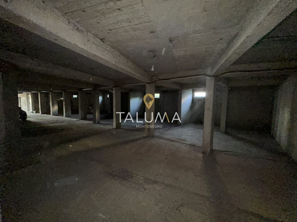 prodaja poslovni prostor Centar