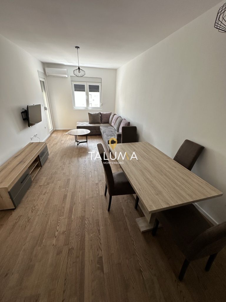 Izdavanje jednosoban stan Pobrezje