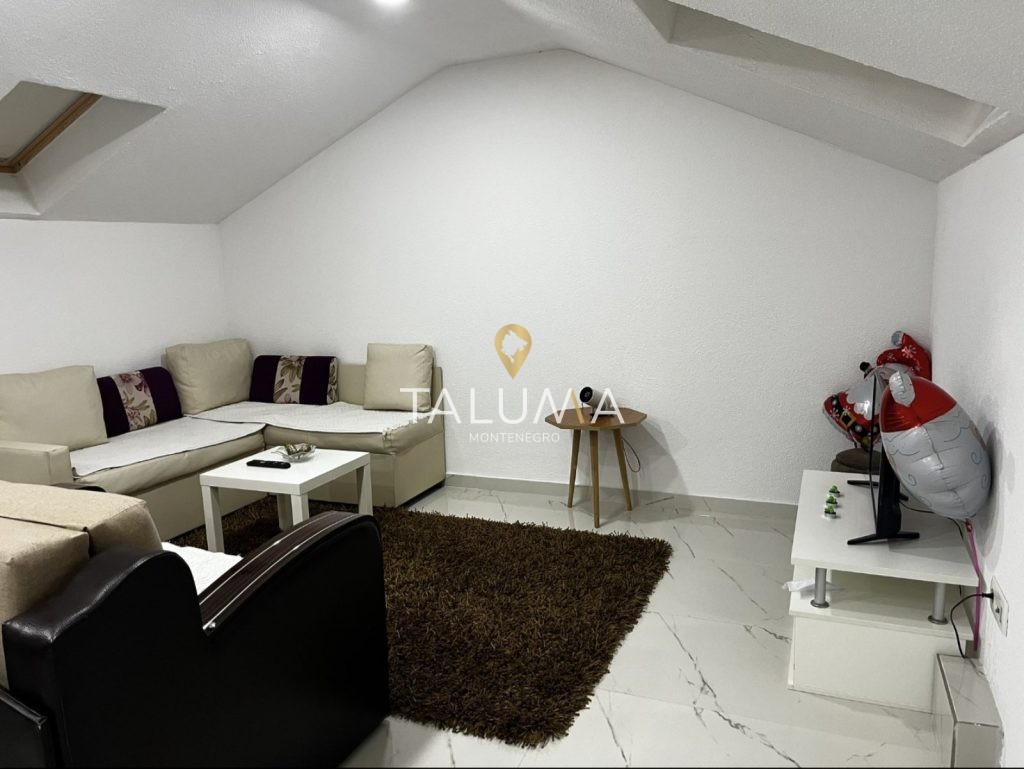 Izdavanje dvosoban stan Zabjelo