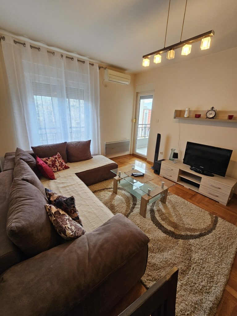 Izdavanje jednosoban stan Zabjelo