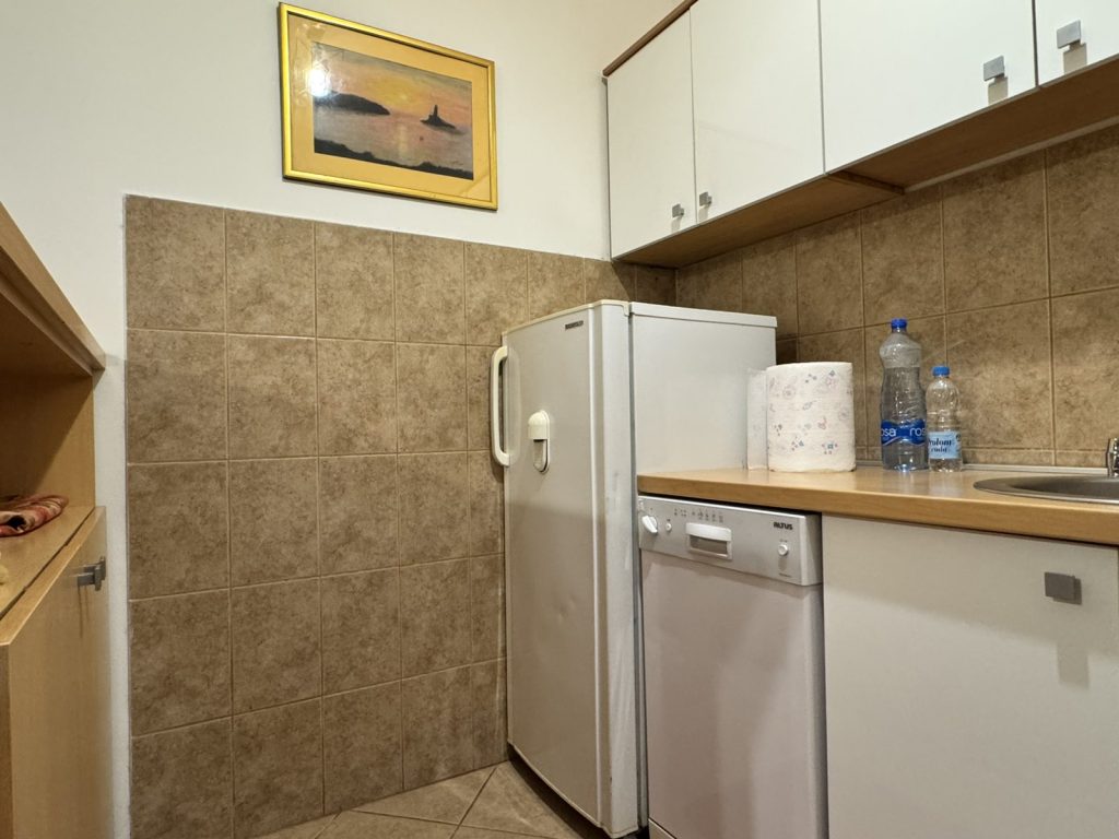 izdavanje jednosoban Zabjelo