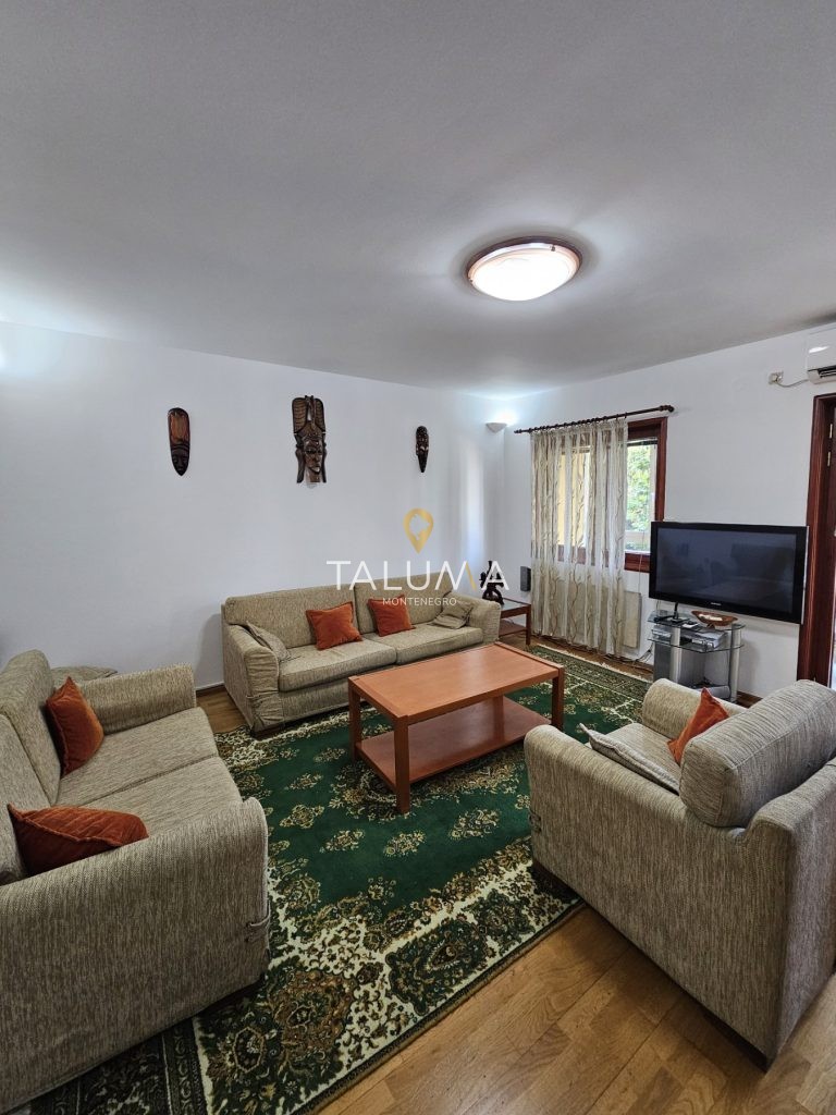 Izdavanje trosoban Zabjelo