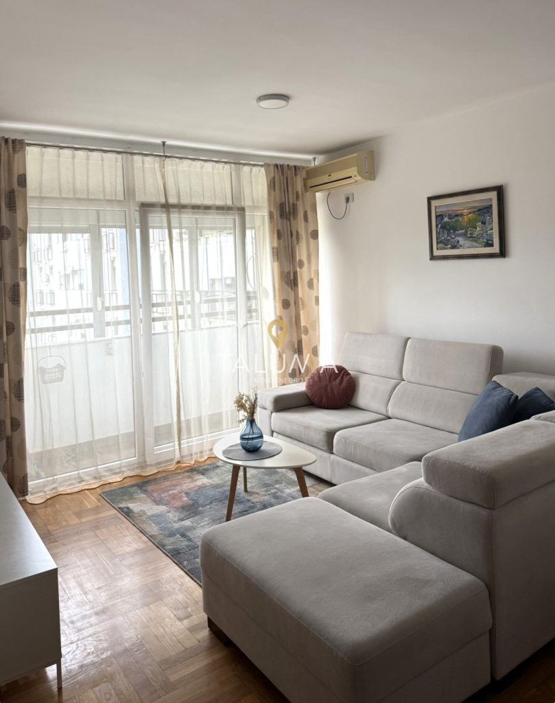 Izdavanje dvosoban stan City Kvart