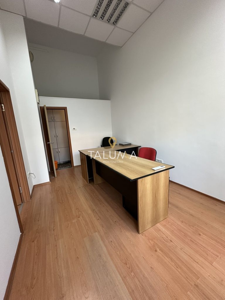 izdavanje poslovni Stari Aerodrom
