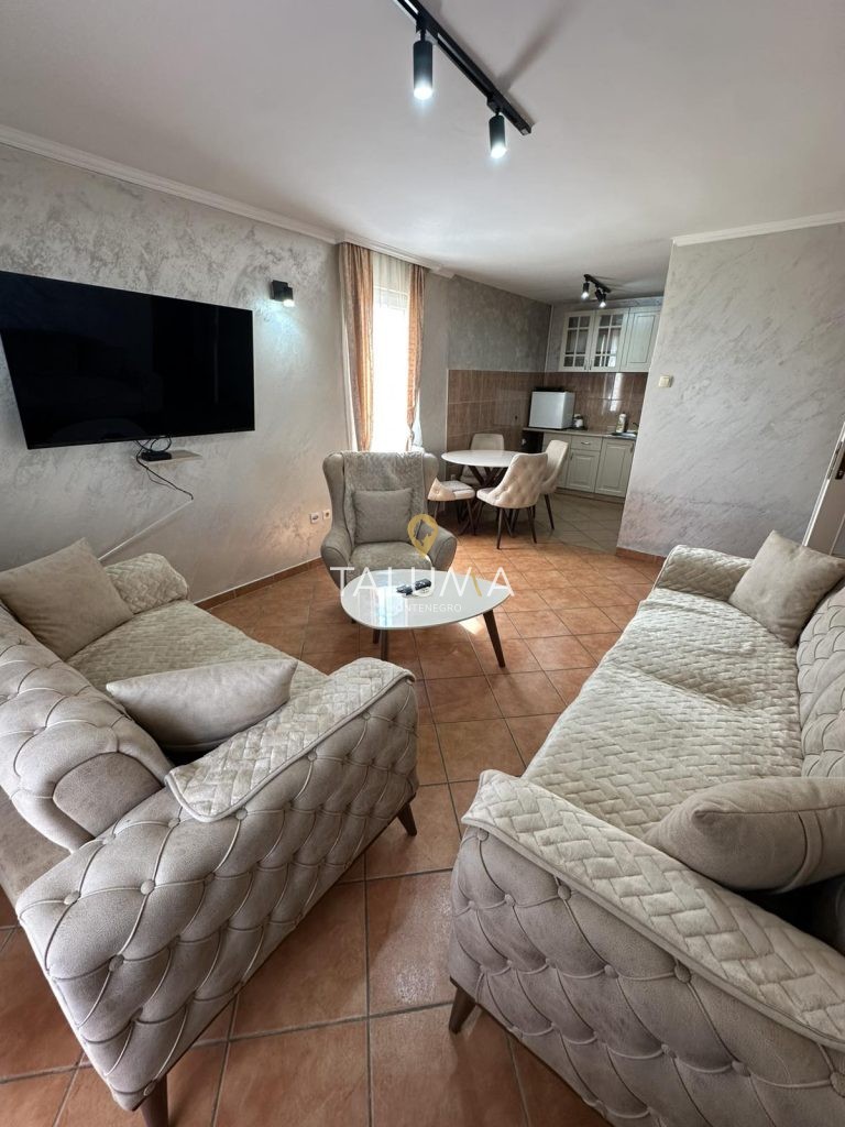 Izdavanje sprat kuce Gornja Gorica
